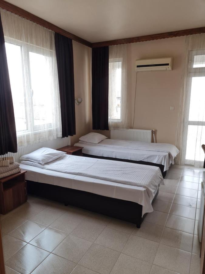 Family Hotel Zhelkovi - Olympia Kharmanli Exterior photo
